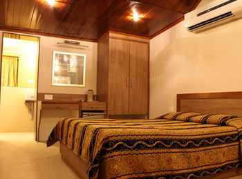 Hotel Beach Garden Mumbai Eksteriør bilde