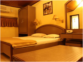 Hotel Beach Garden Mumbai Eksteriør bilde